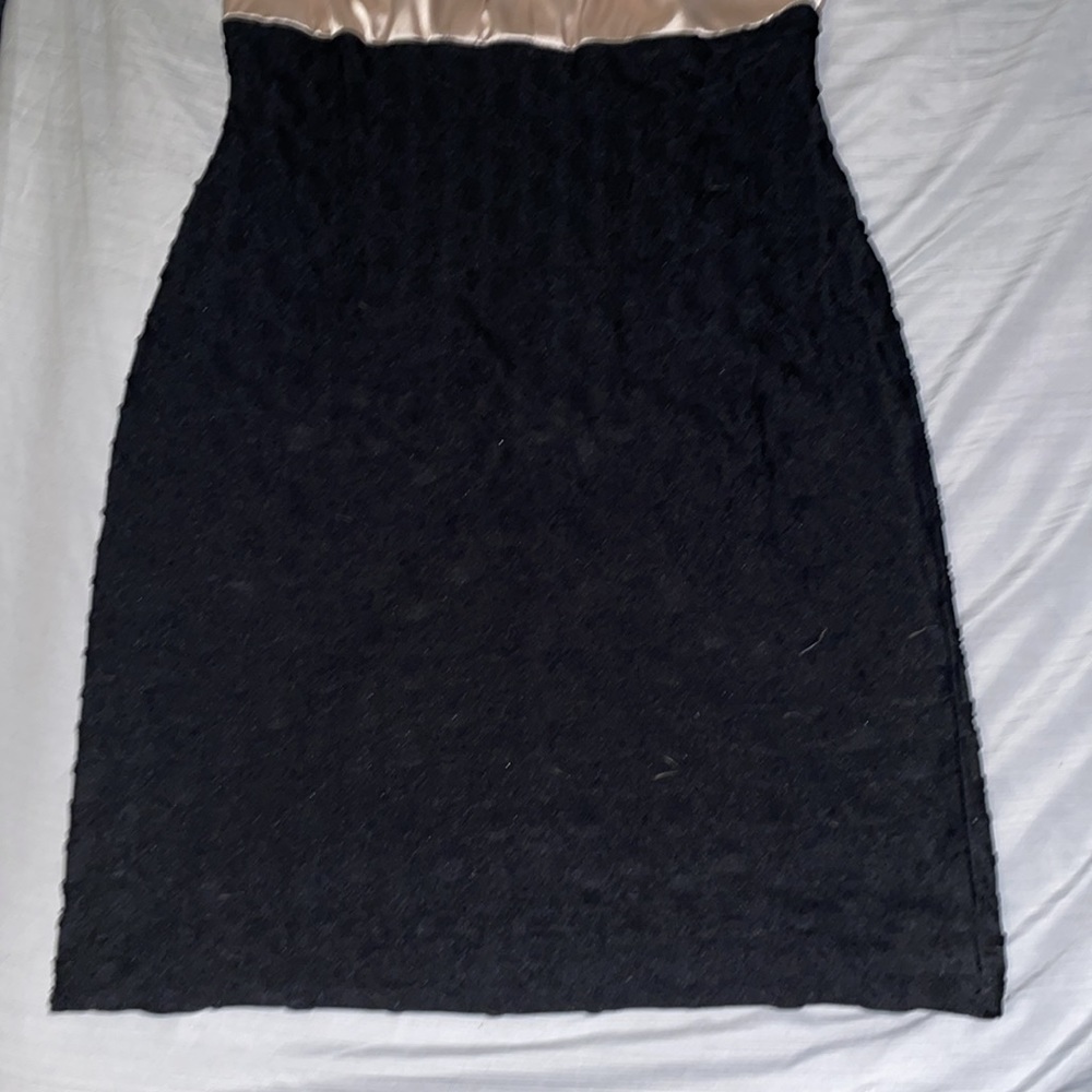 Dress - Picture 3 of 5